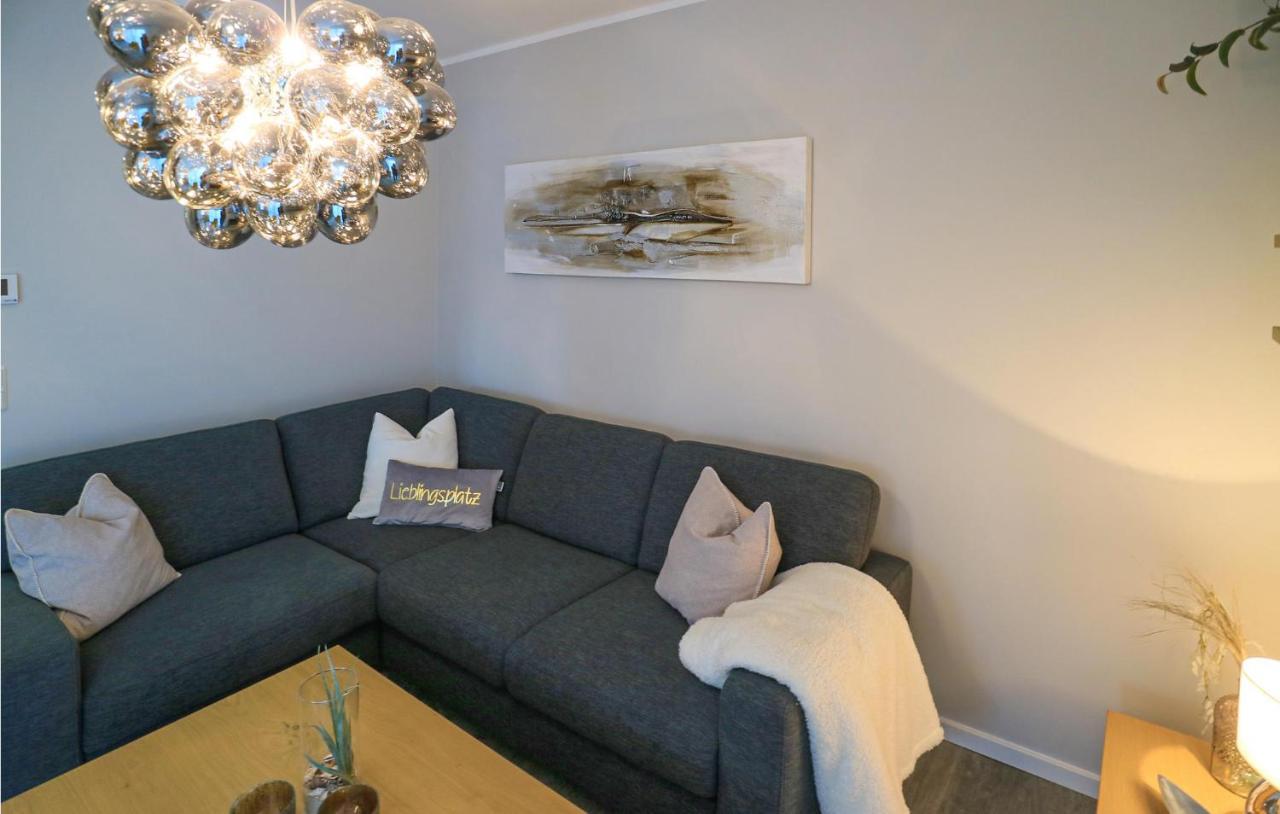 2 Bedroom Cozy Apartment In Rechlin Exterior foto